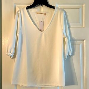 ✨BNWT - White Blouse✨